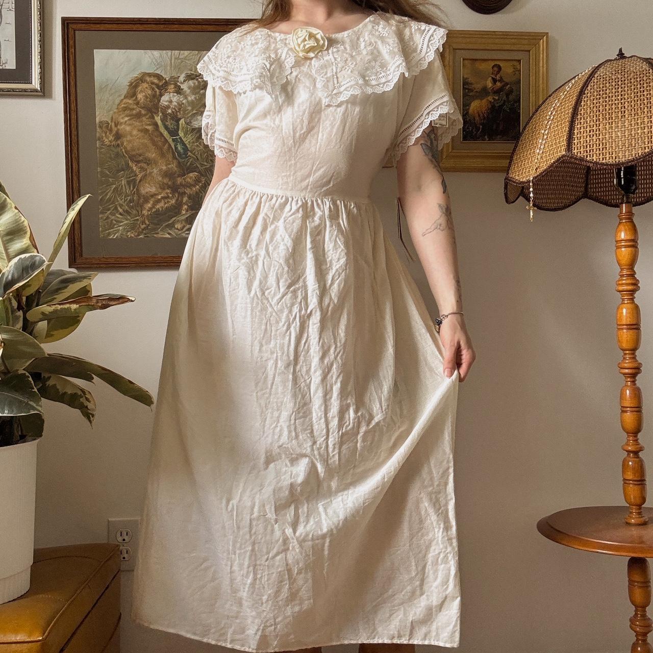 White cottage gunne sax dress (M)