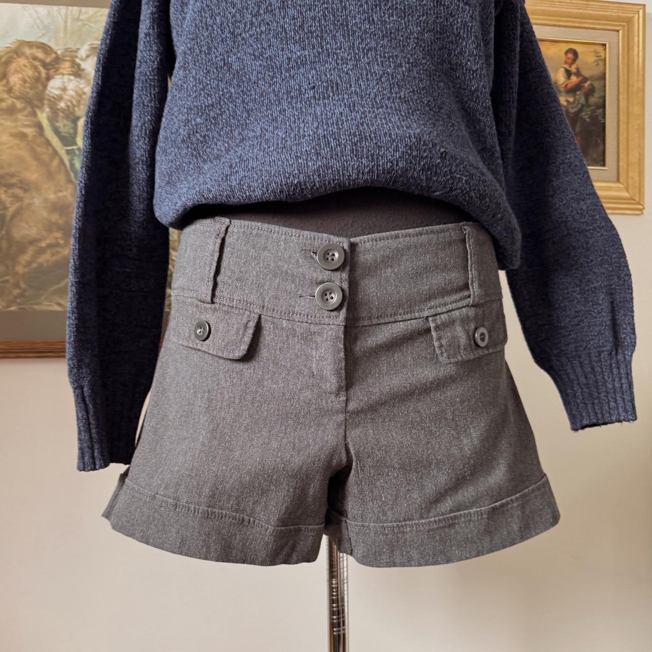 Grey y2k low rise shorts (S)