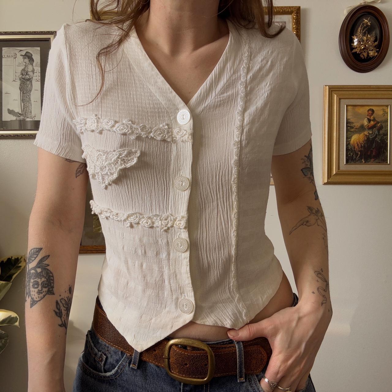 Cream lace baby tee (S)