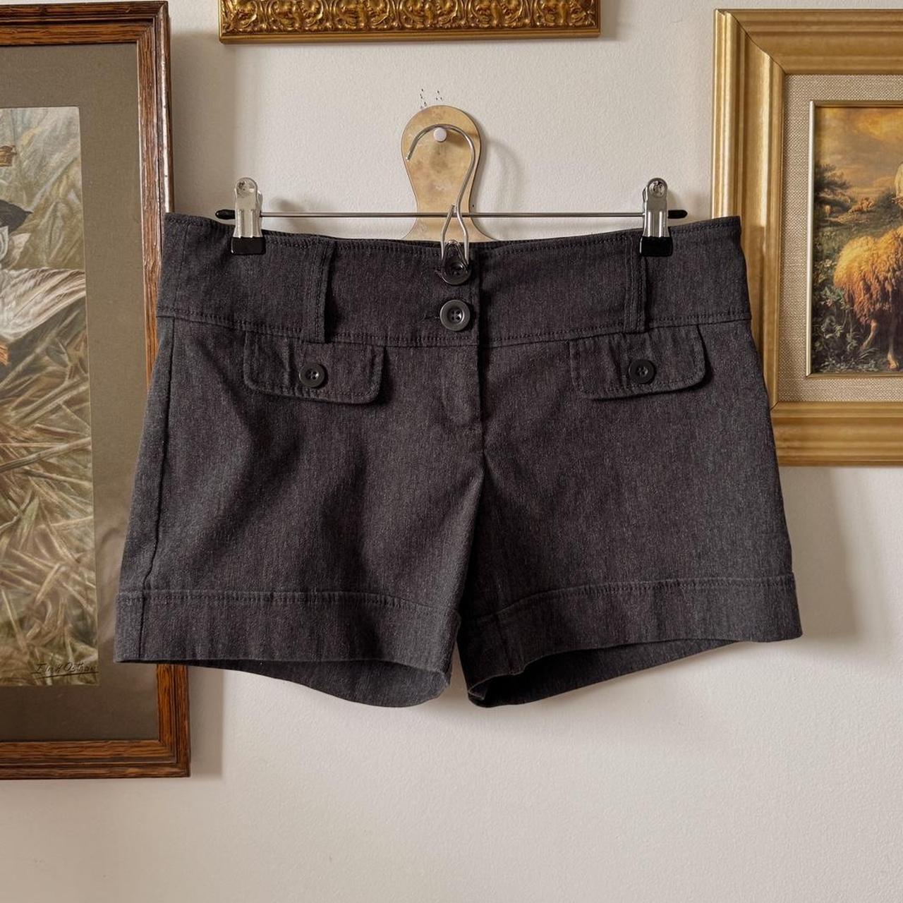 Grey y2k low rise shorts (S)