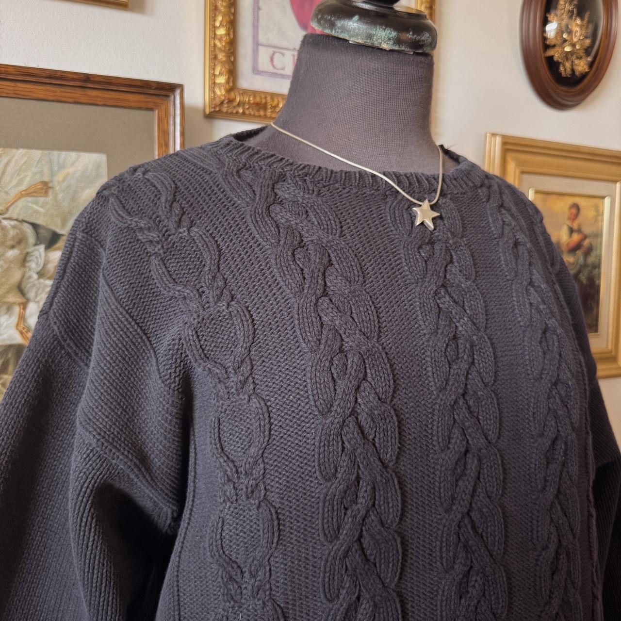 Black cotton cable knit sweater (L)