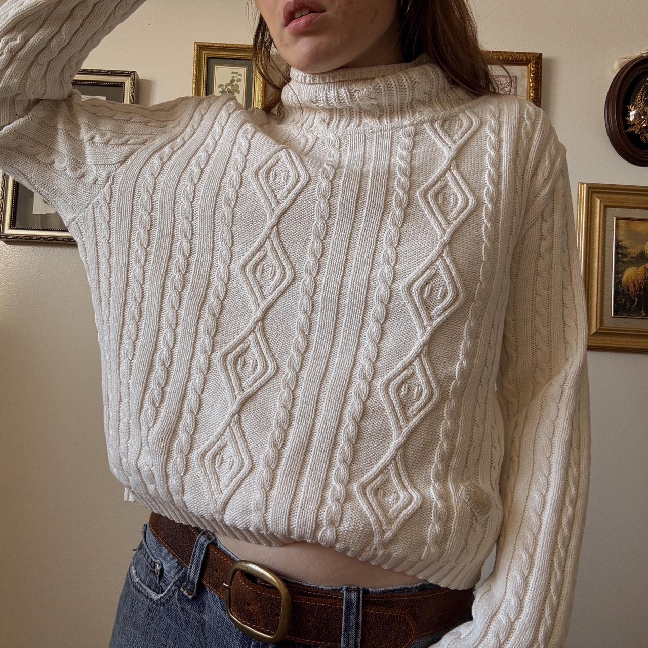 Cream white cable knit sweater (M)