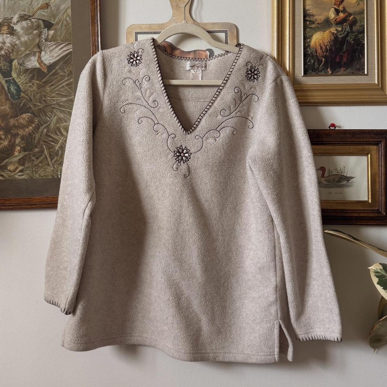 Cream embroidered cottage fleece (S)