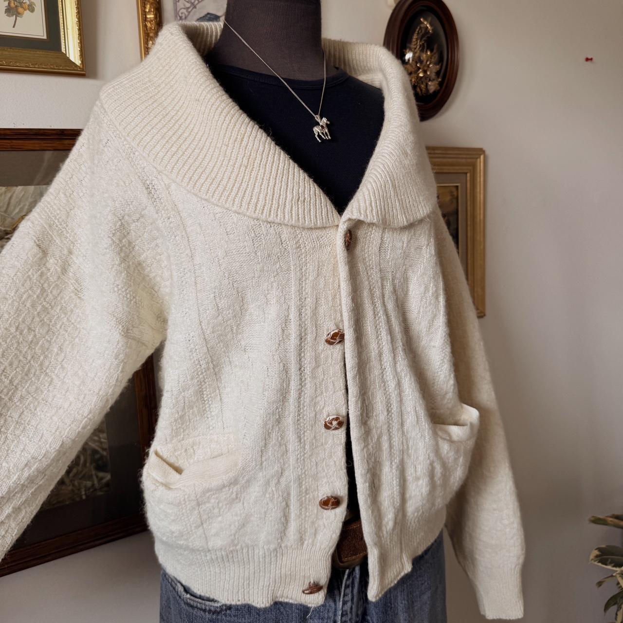 Vintage cream knit cardigan (L)