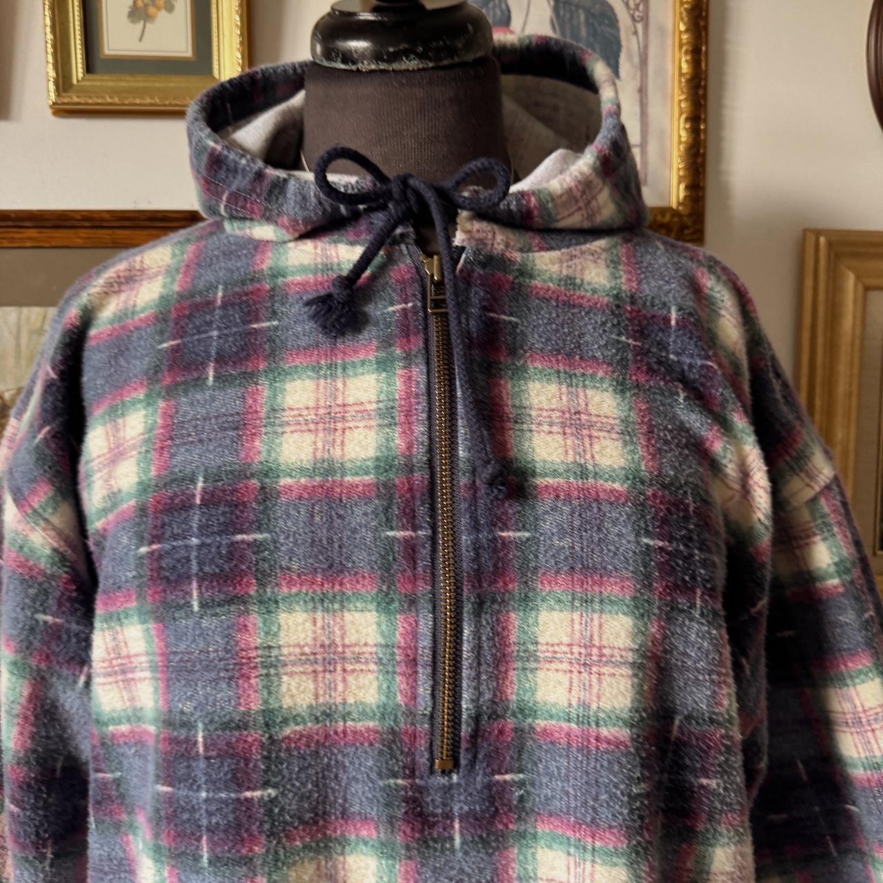 Navy cabincore flannel hoodie (L)