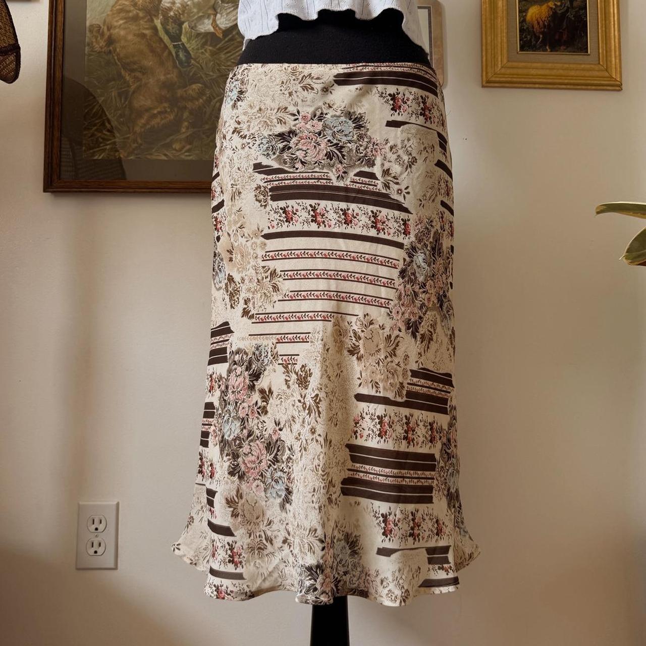 Cream floral midi skirt (S/M)