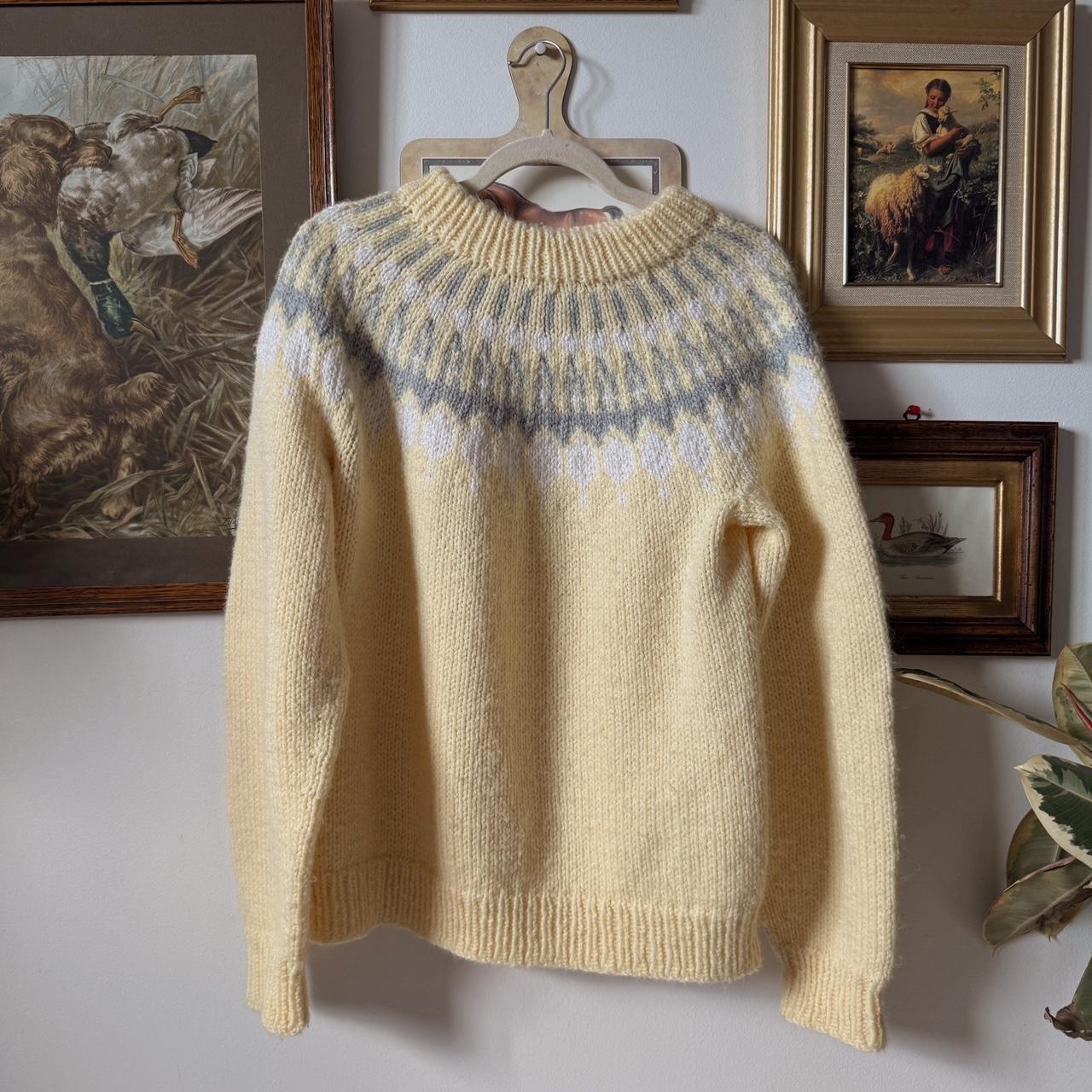 Butter yellow vintage knit sweater (S)