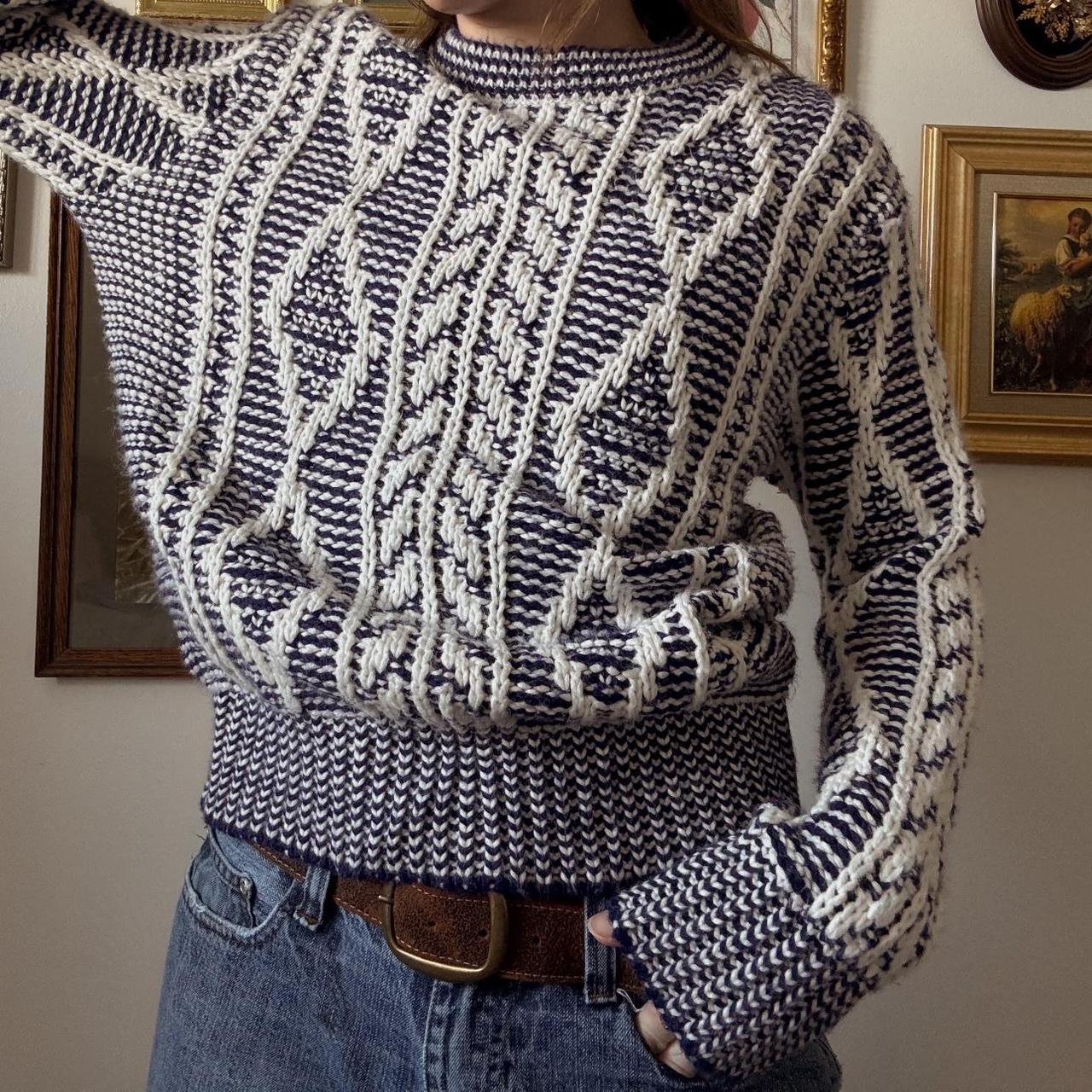 Cozy fisherman knit sweater (M)