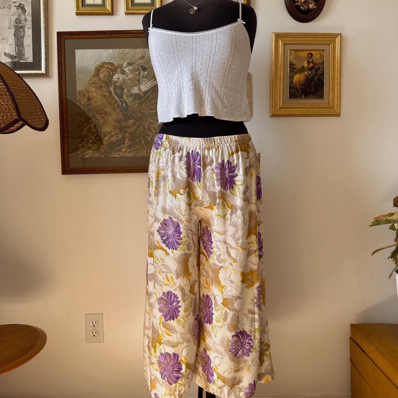 Wide leg flowy capri pants (S)