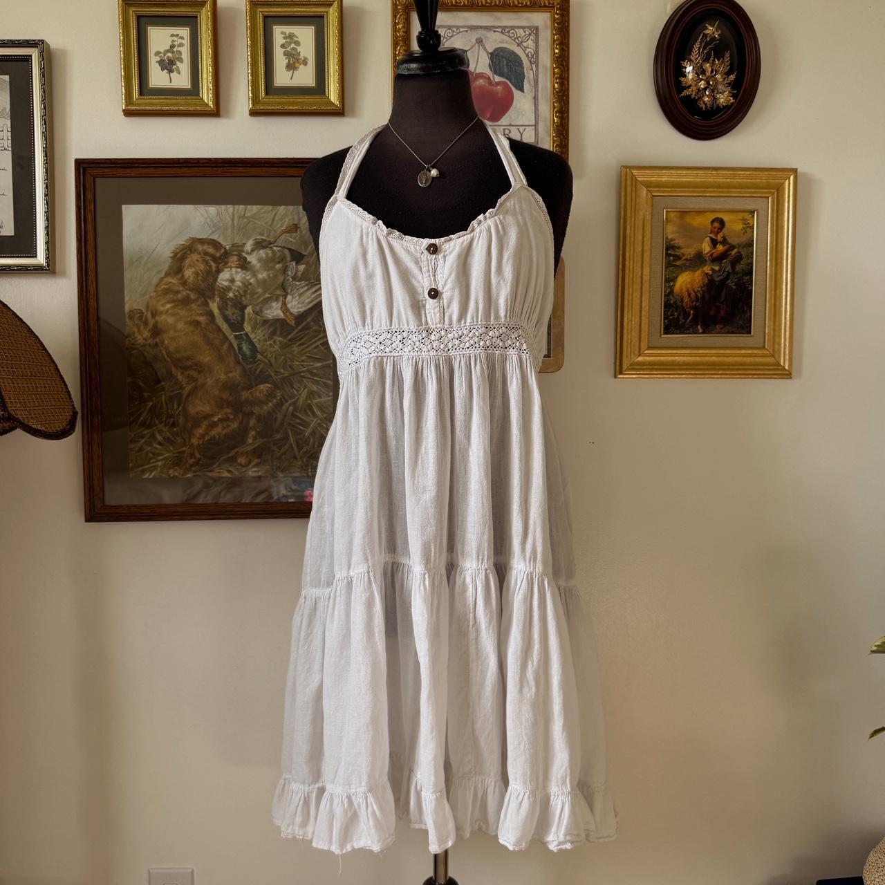 White ruffle halter dress (L)