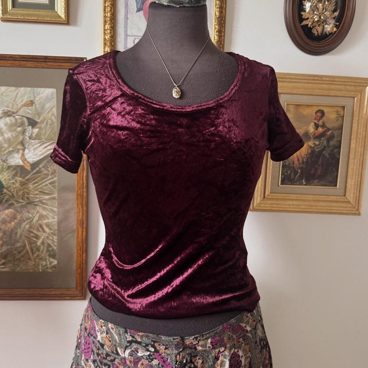 90s burgundy velvet baby tee (S)
