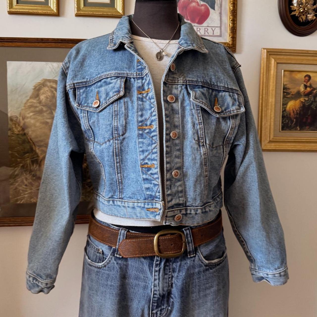 Vintage cropped denim jacket (M)