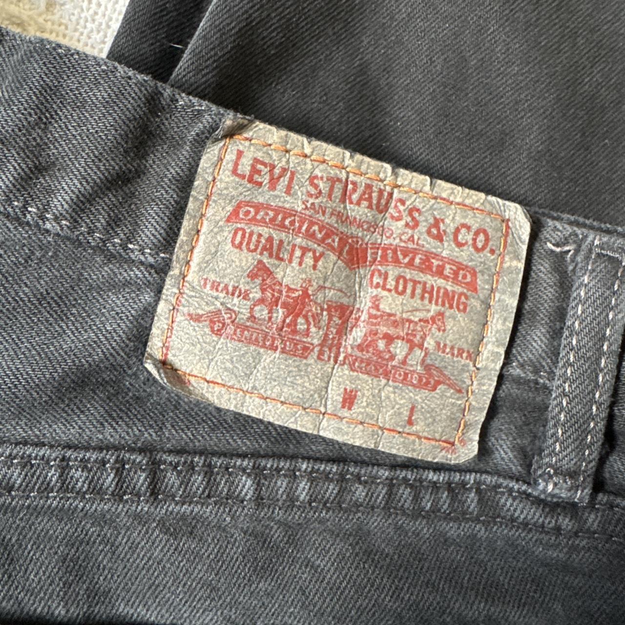 Black levis bootcut jeans (31")