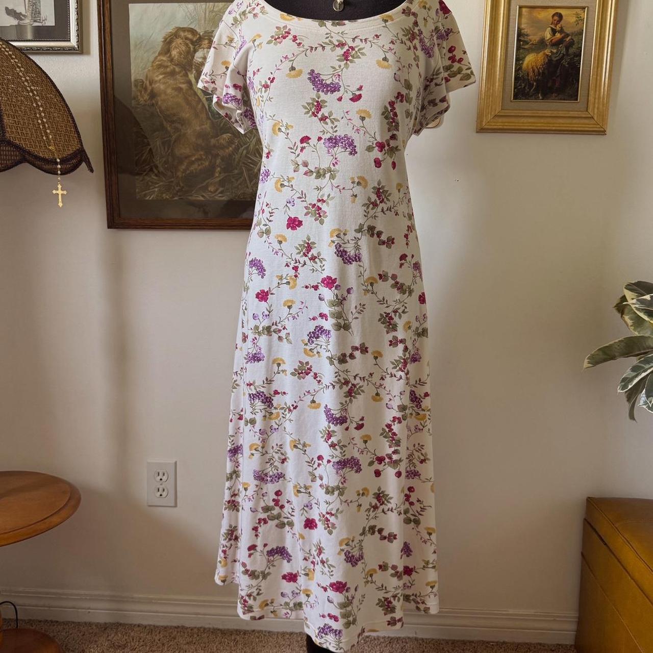 White floral maxi dress (M)