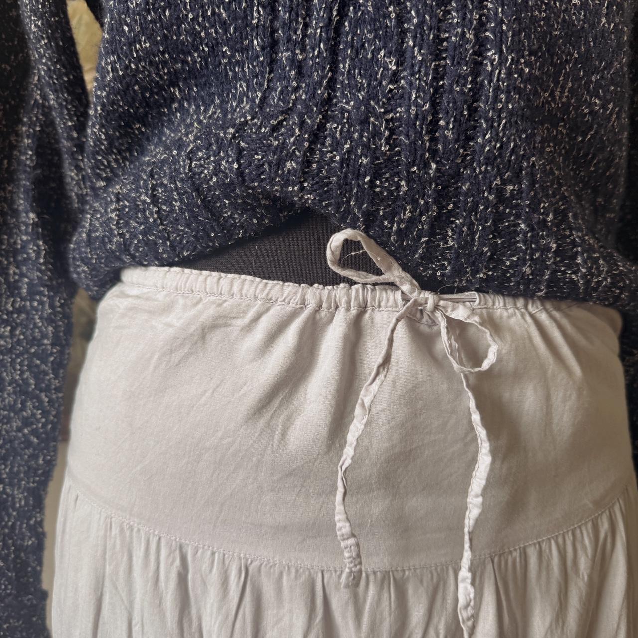 Light grey ruffle mini skirt (S)