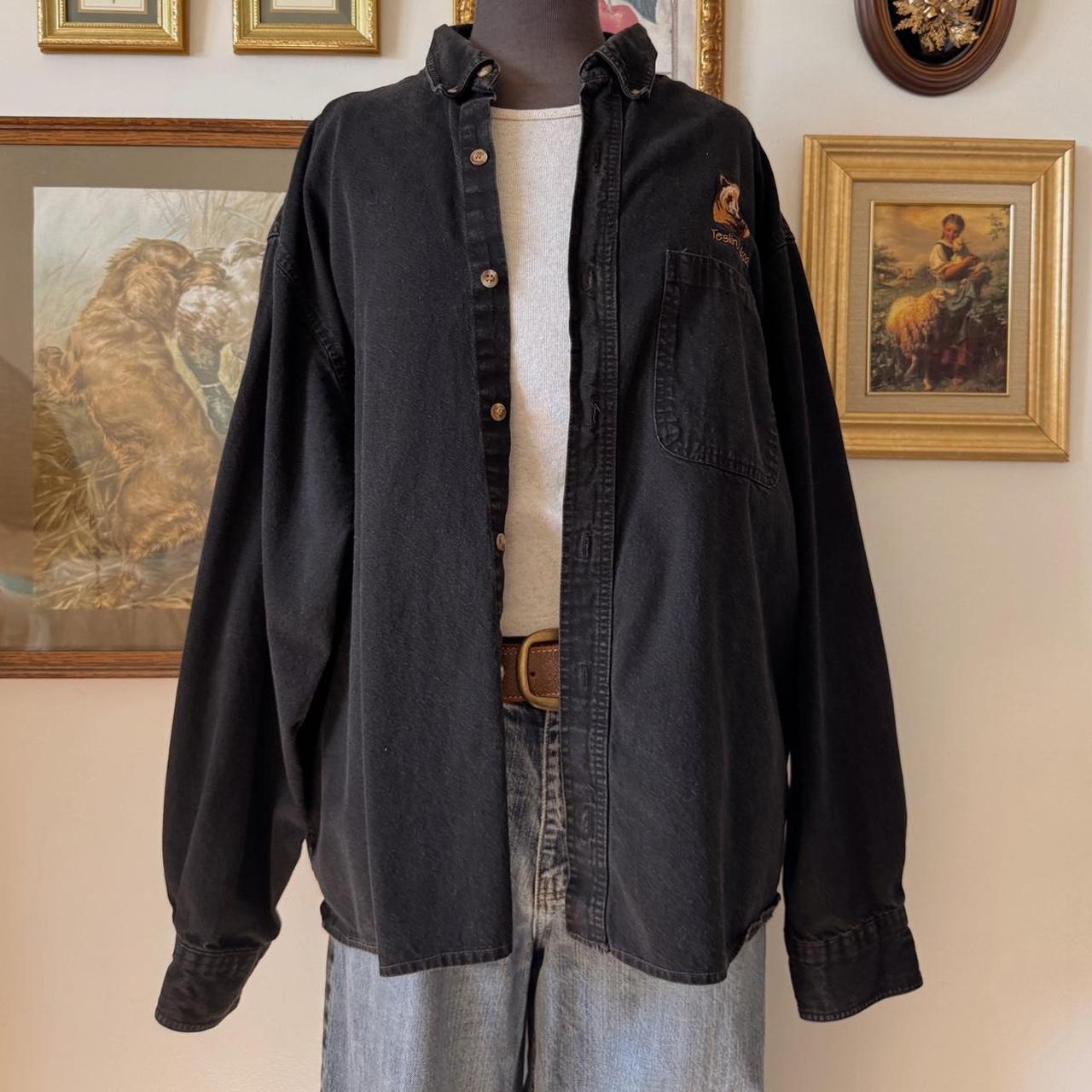 Black vintage 90s button-up shirt (L)