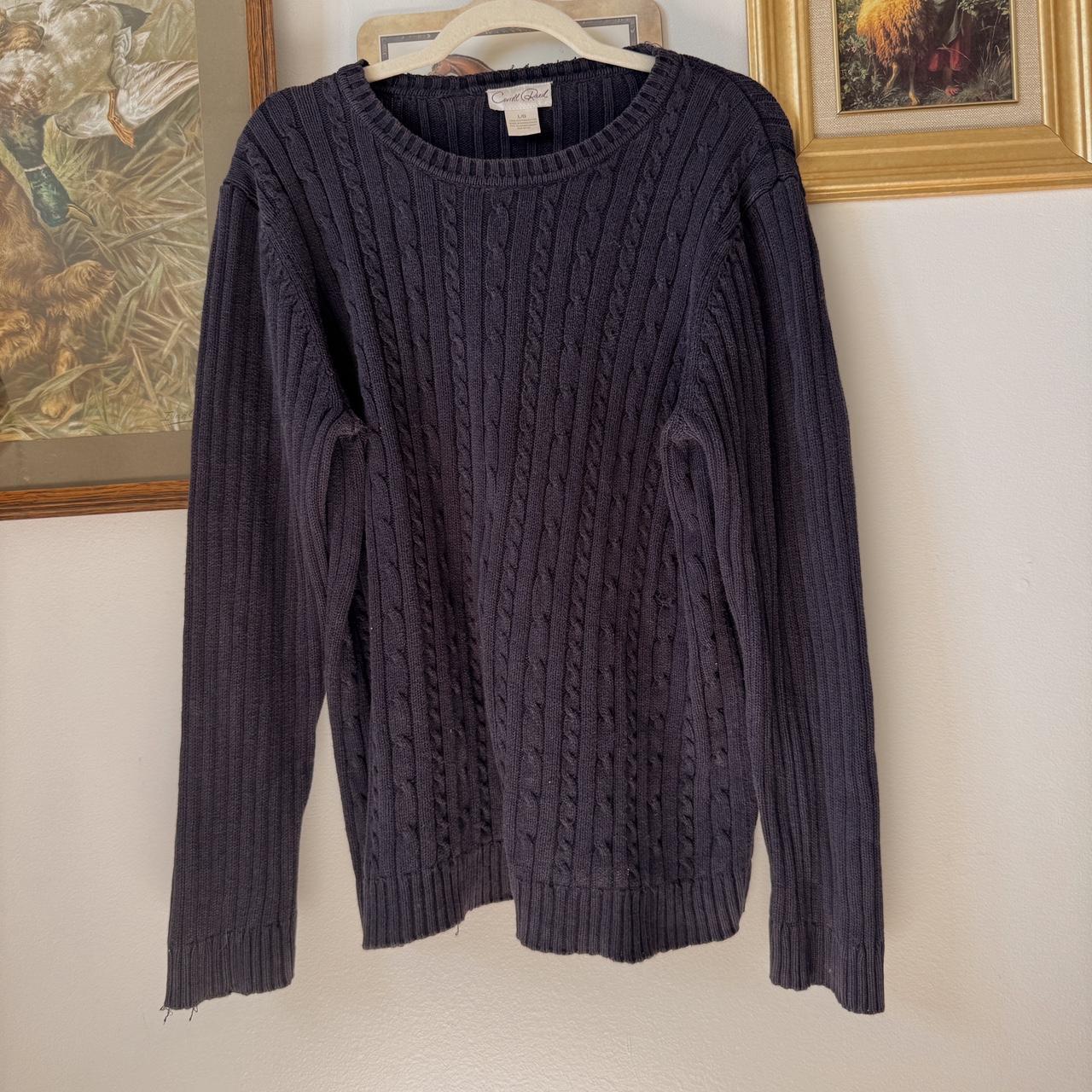 Navy blue cable knit sweater (L)