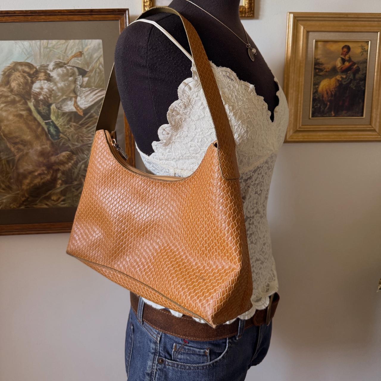 Tan leather shoulder bag