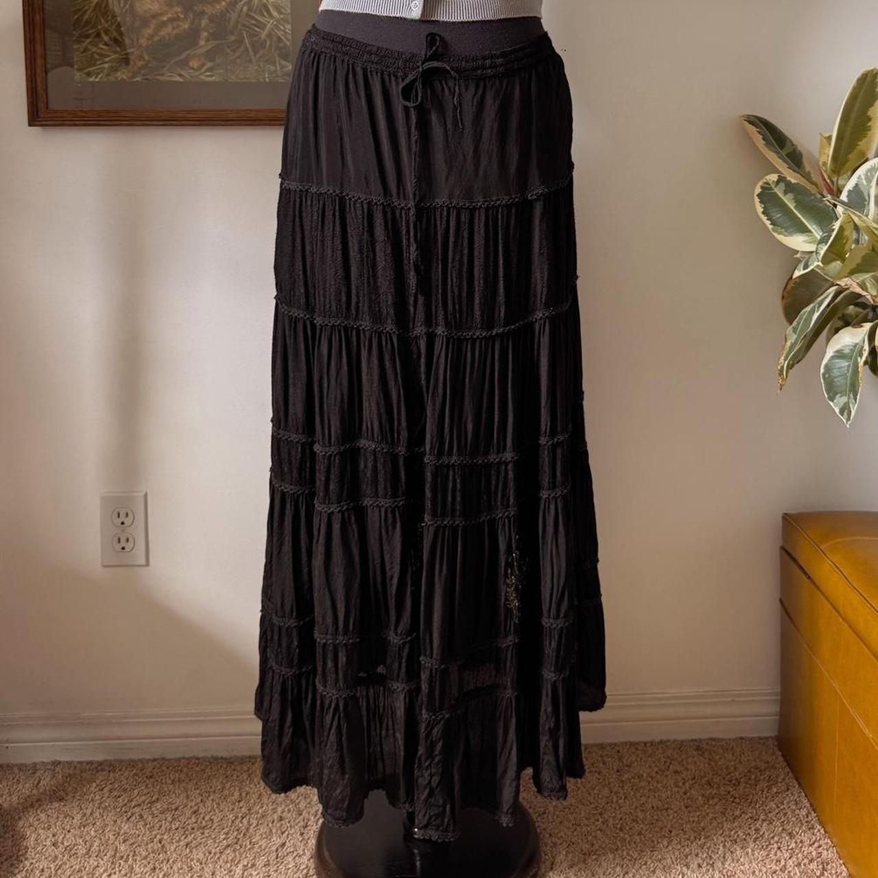 Black boho maxi skirt (S)