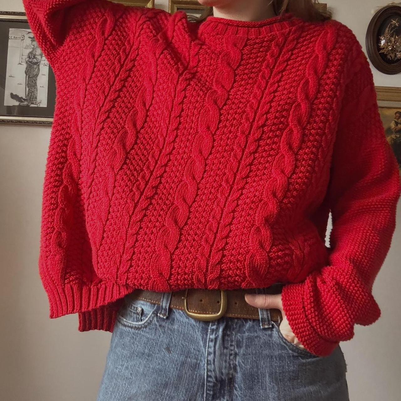 Red cable knit slouchy sweater (L)