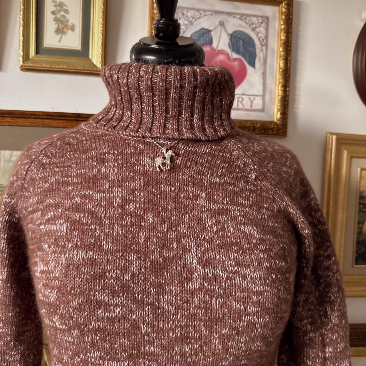 Y2K funnel neck sweater (M)