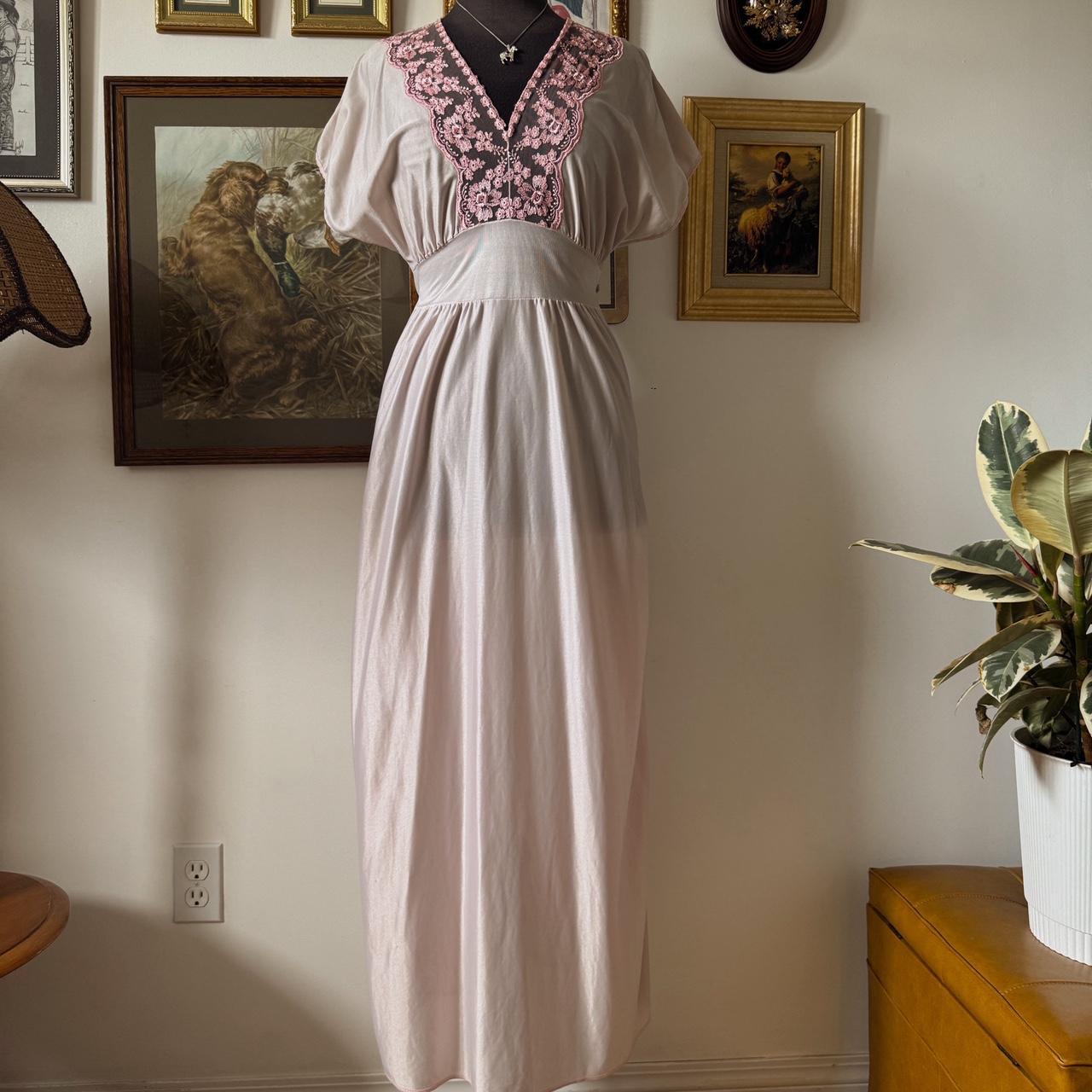Pink satin lace dress (S/M)