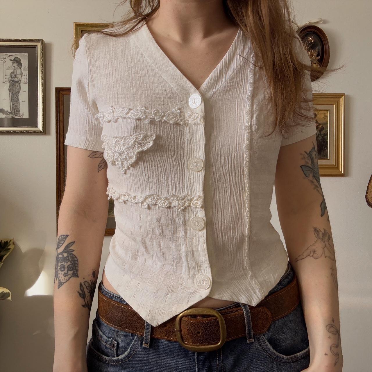 Cream lace baby tee (S)