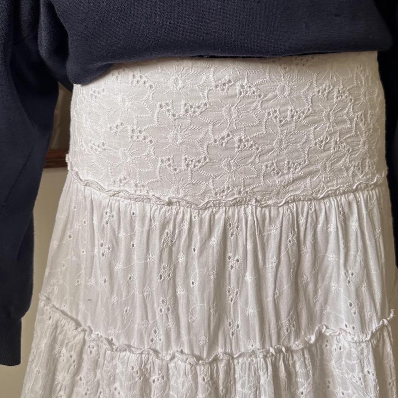 White ruffle tiered skirt (S)