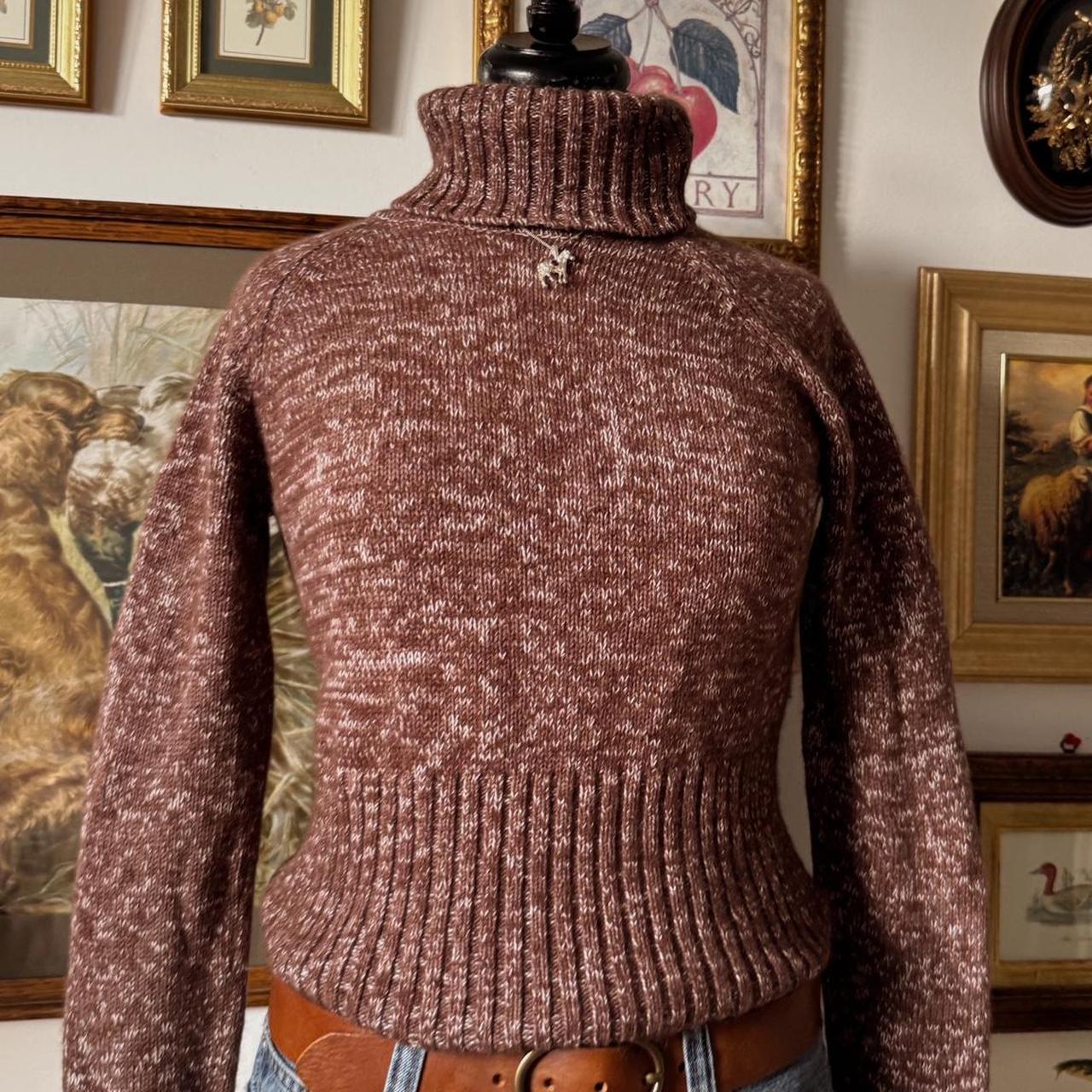 Y2K funnel neck sweater (M)