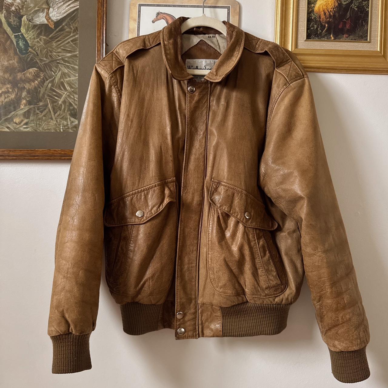 Brown leather bomber jacket (M)