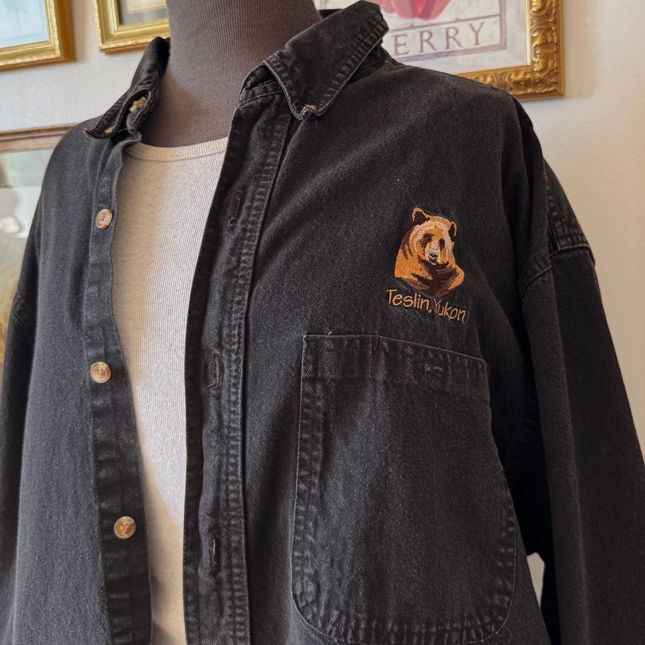 Black vintage 90s button-up shirt (L)