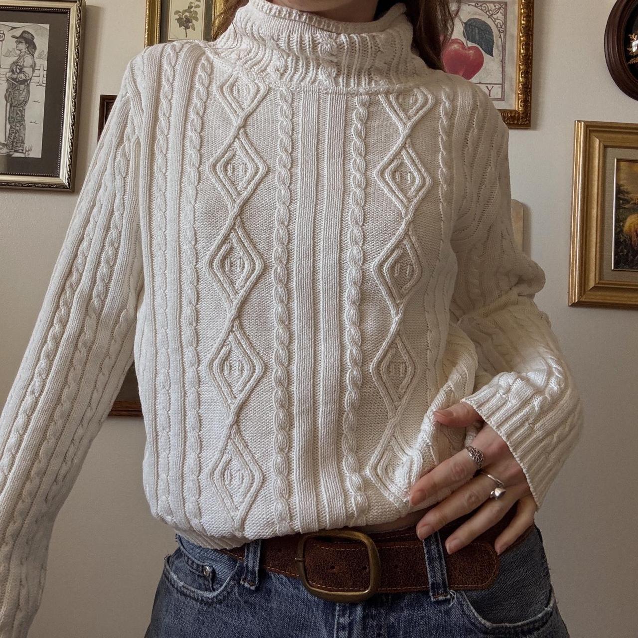Cream white cable knit sweater (M)