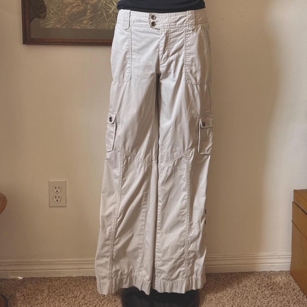 Cream wide leg cargo pants (M)
