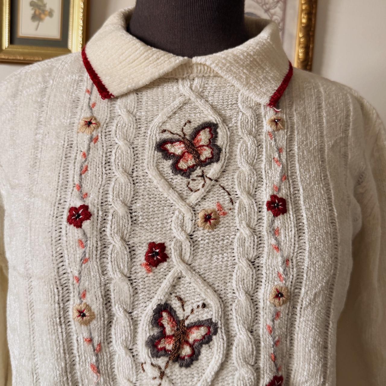 Cream butterfly sweater (S)