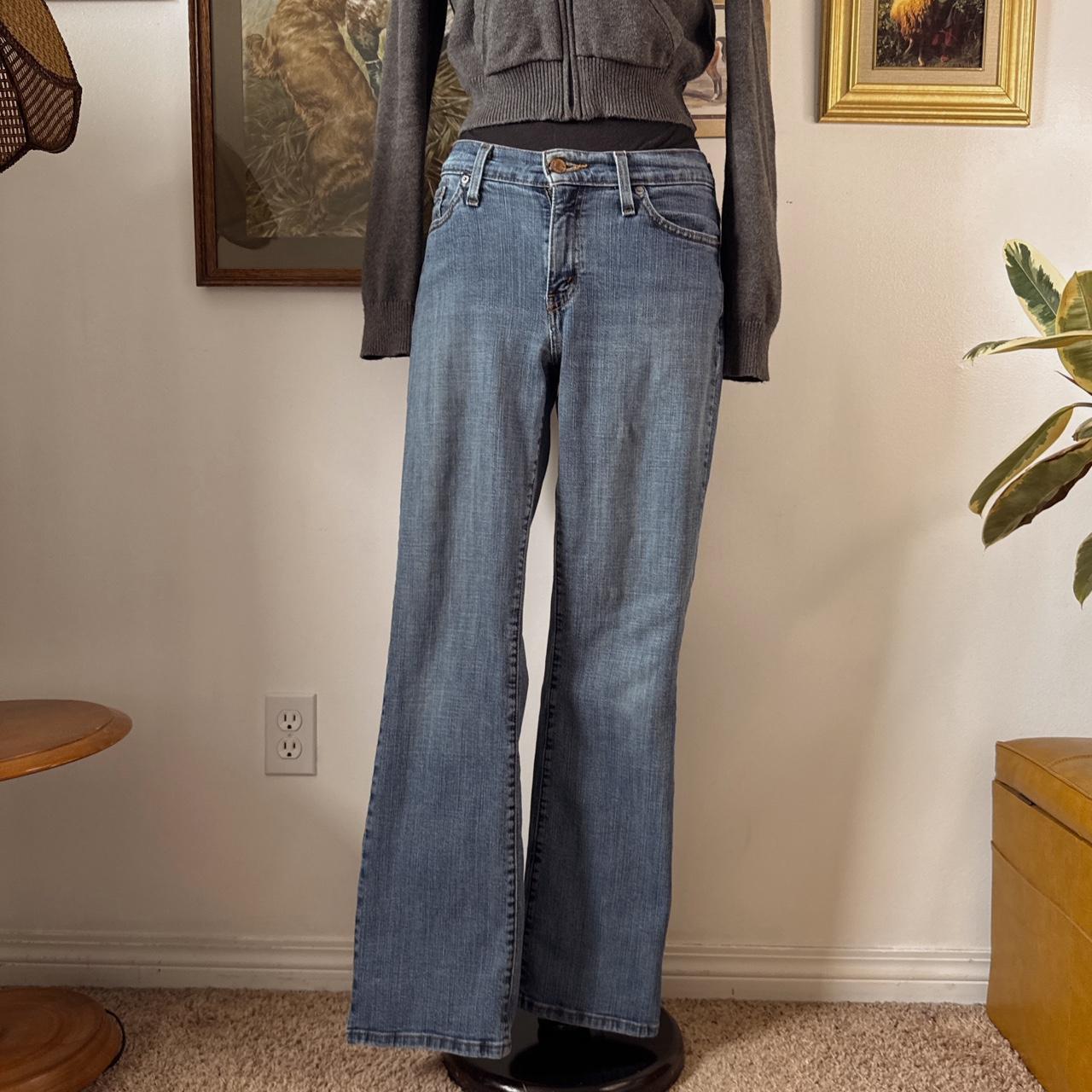 Levis bootcut jeans (S)