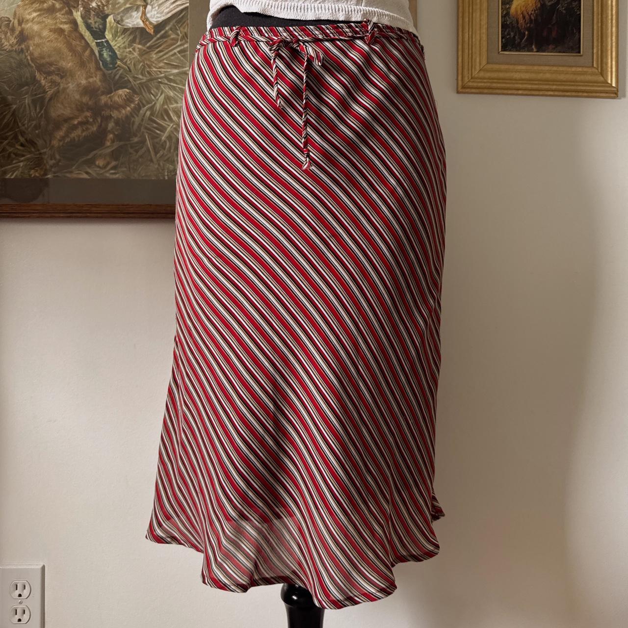 Red striped Y2K midi skirt (M)
