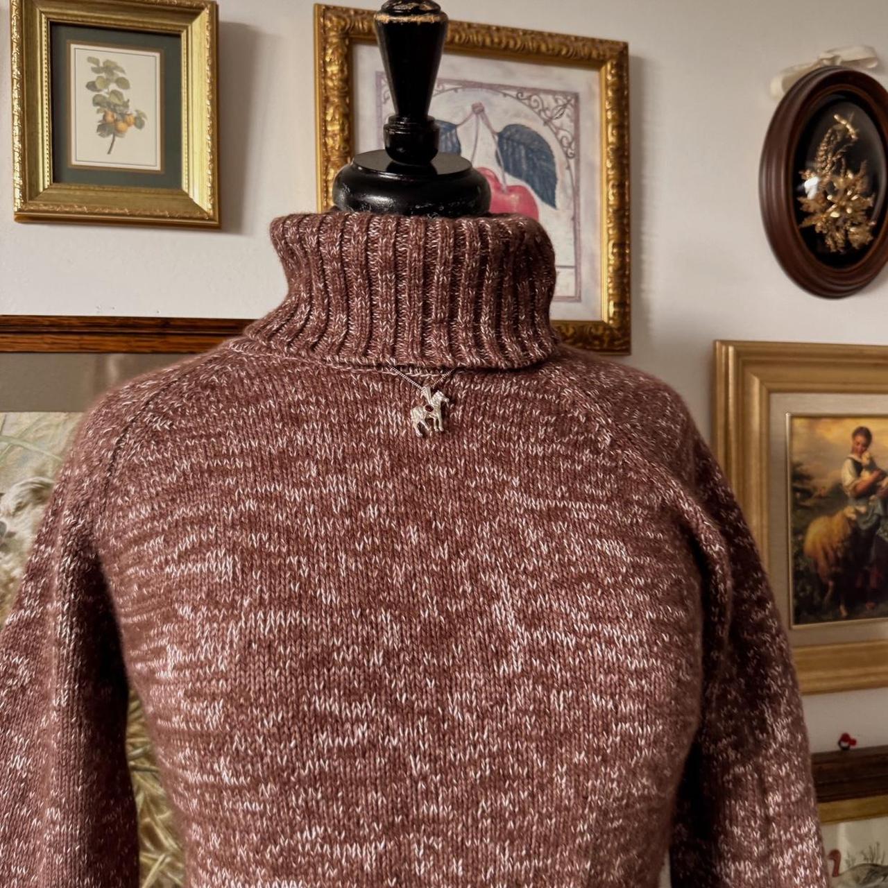 Y2K funnel neck sweater (M)