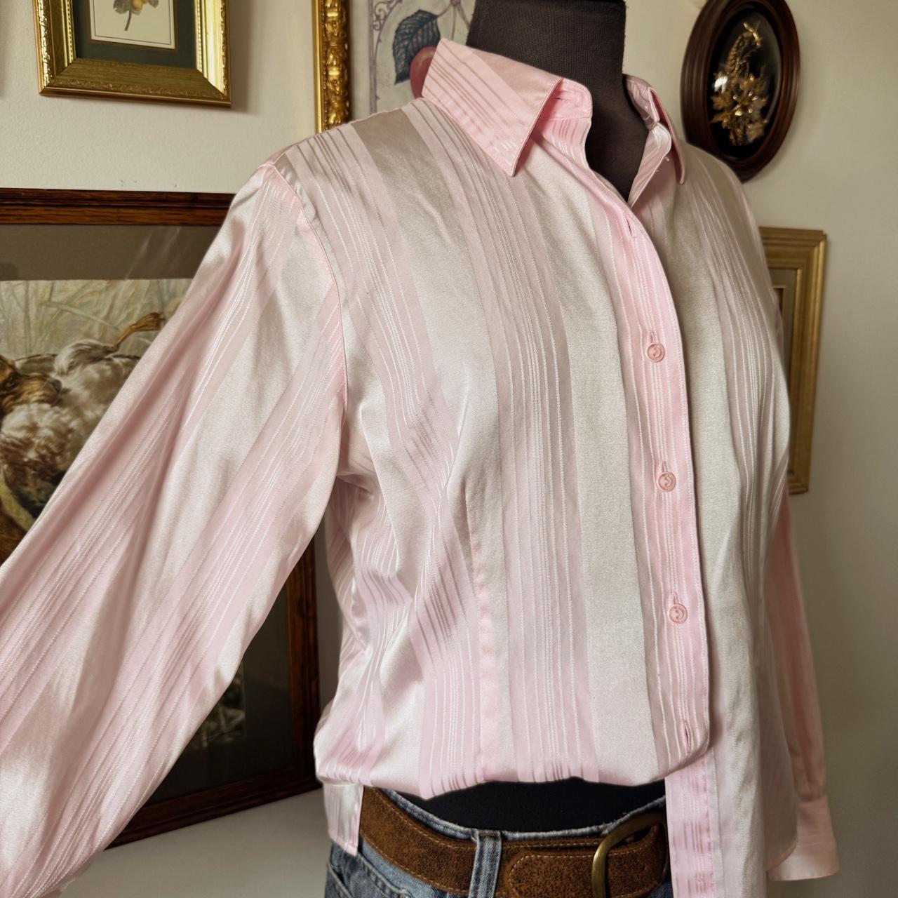 Soft pink button up (M)