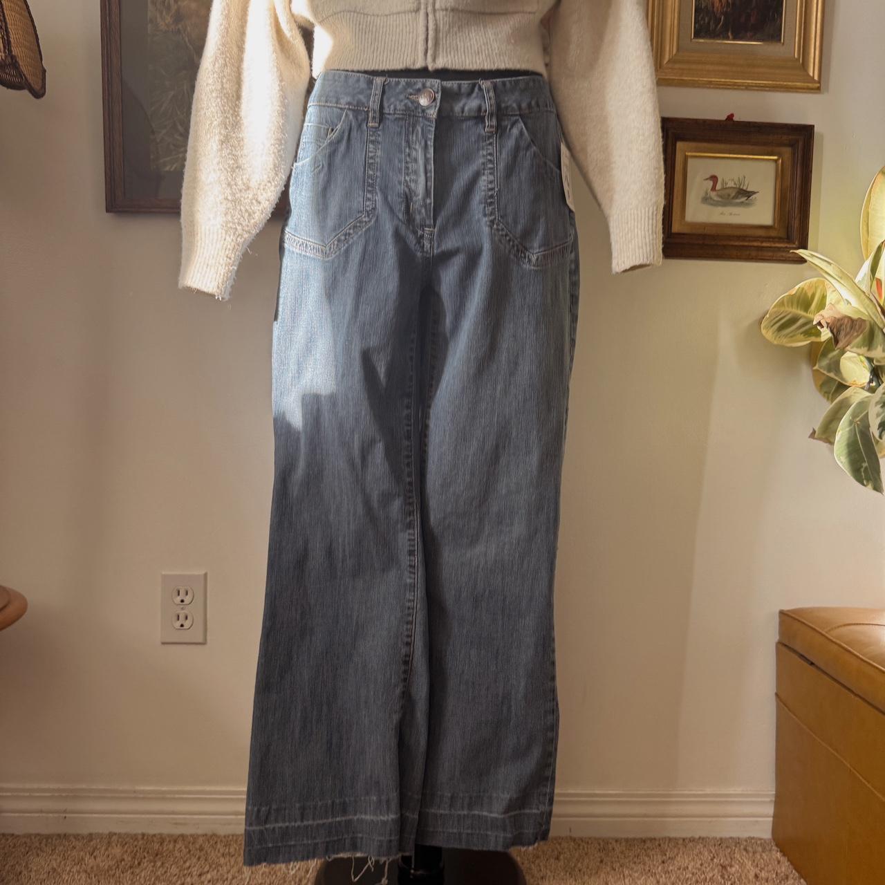 Mid rise wide leg jeans (M)