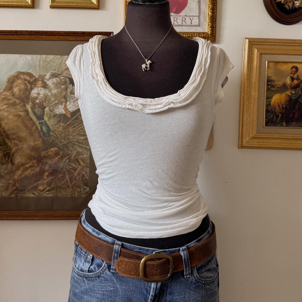 White scoop neck ruffle top (XS)