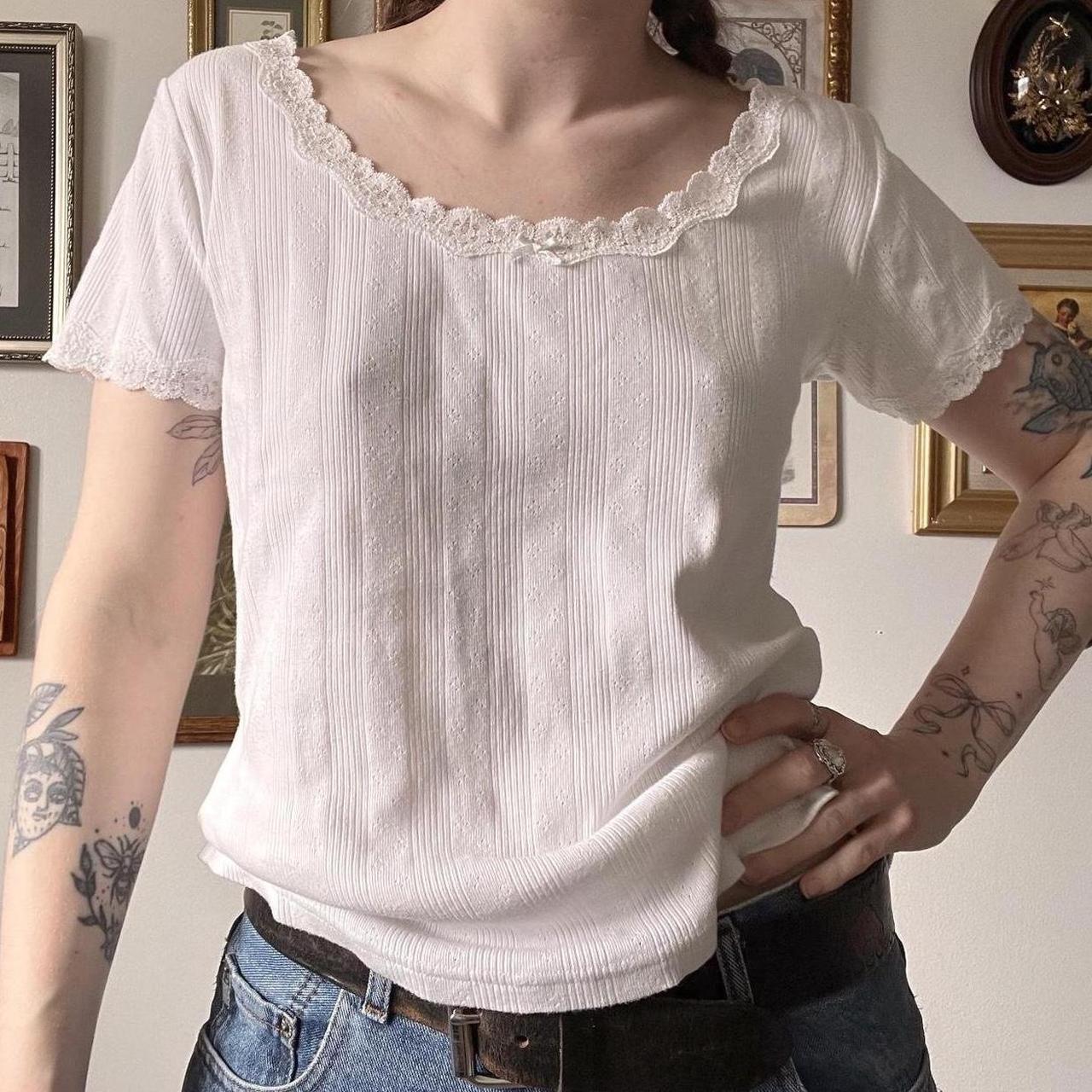 T-White pointelle lace tee (L)