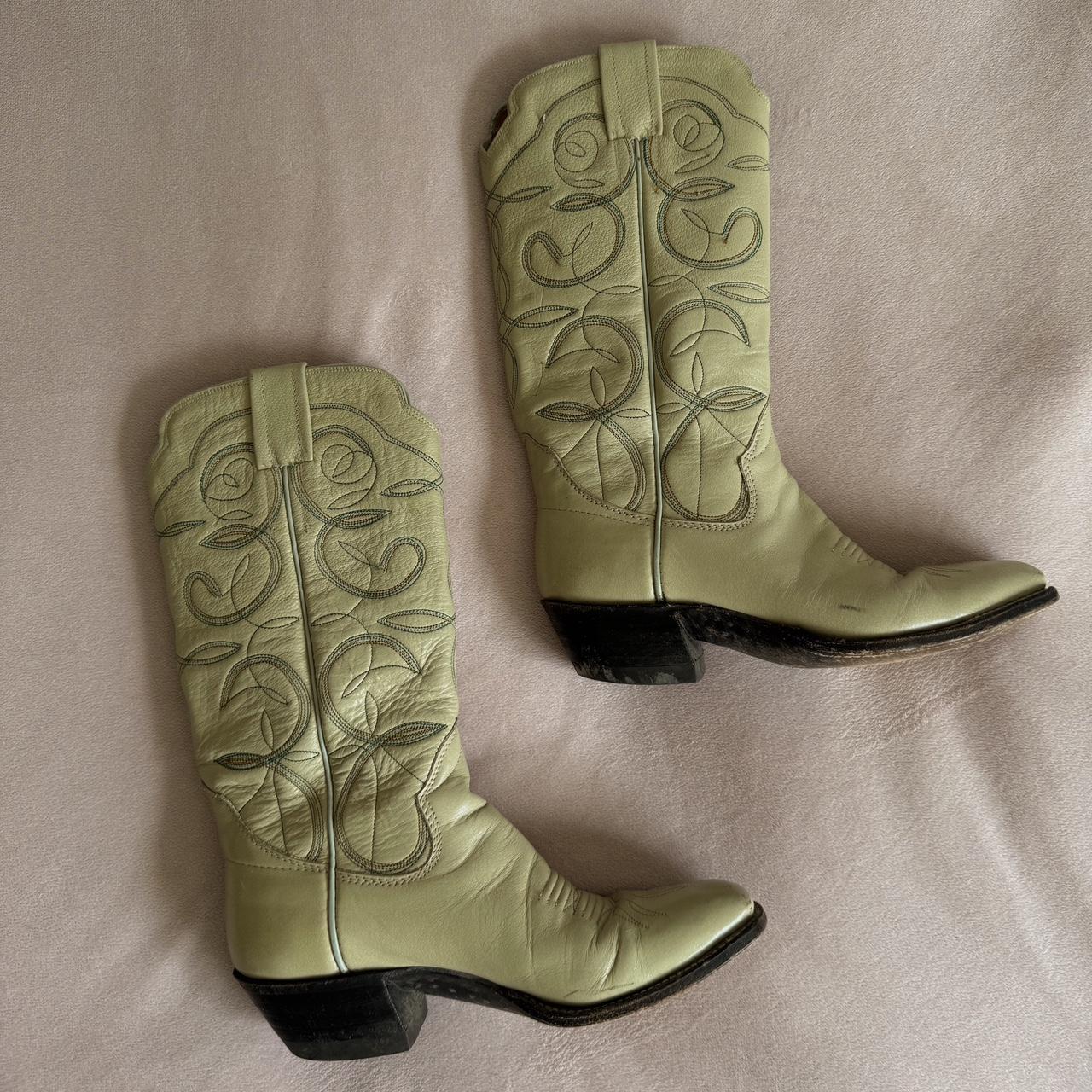 Vintage leather cowgirl boots (35.5)