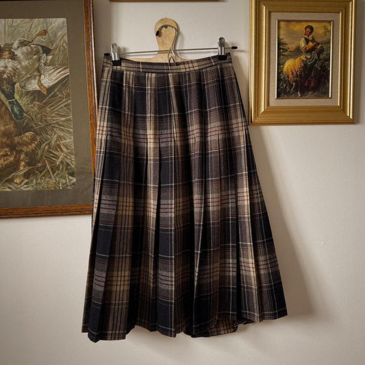 Pleated fall plaid skirt (24")