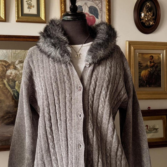 Grey knit faux fur cardigan (L)