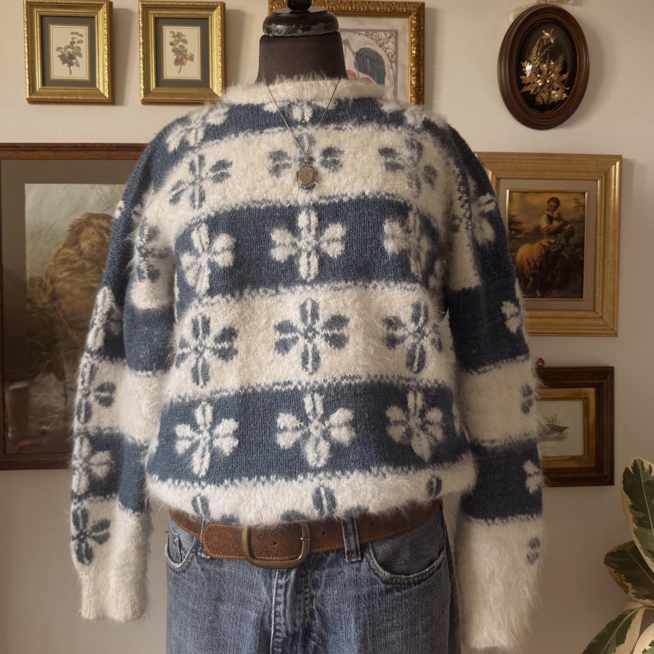 Angora knit flower sweater (S/M)