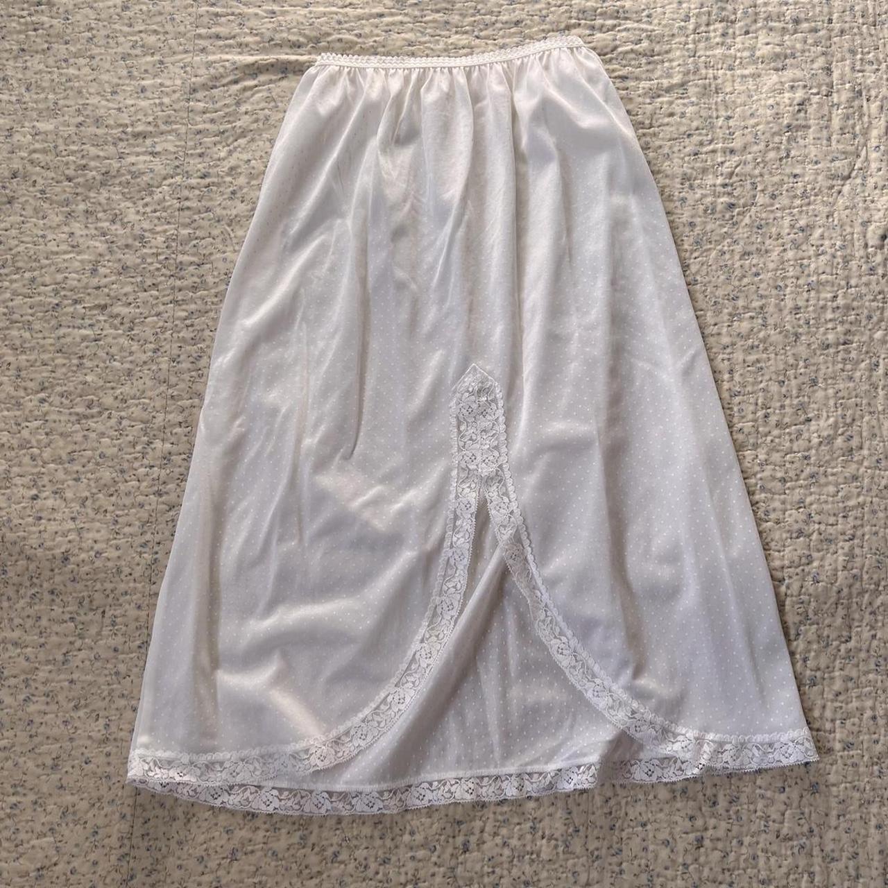 Vintage lace slip skirt (S)