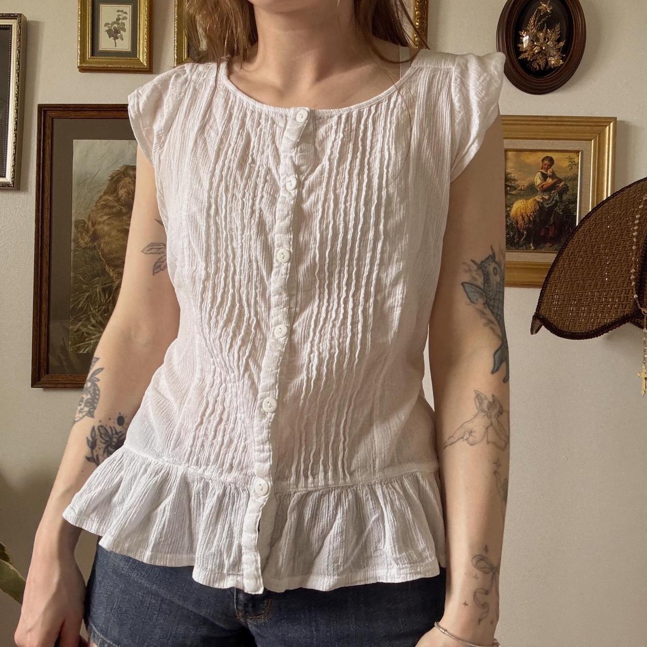 White ruffled fairy top (M)