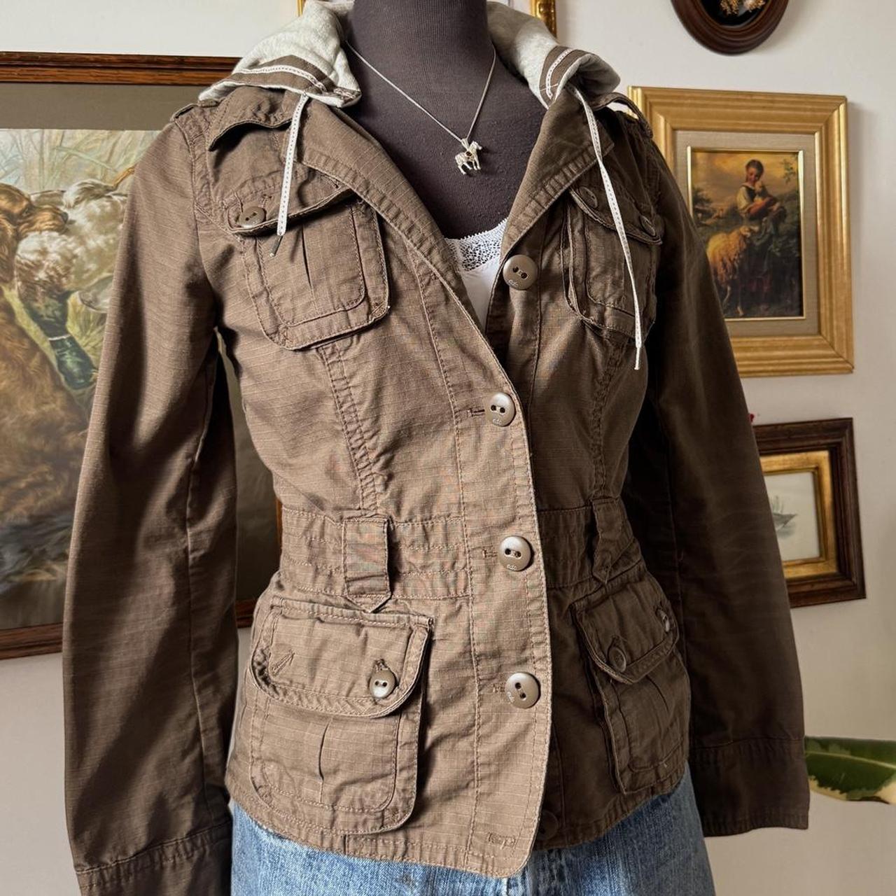 Earthy brown y2k cargo jacket (M)