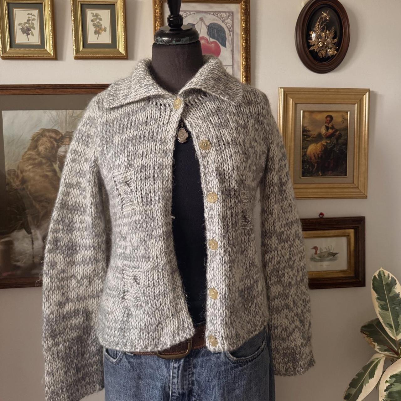 Cozy soft grey knit cardigan (S)