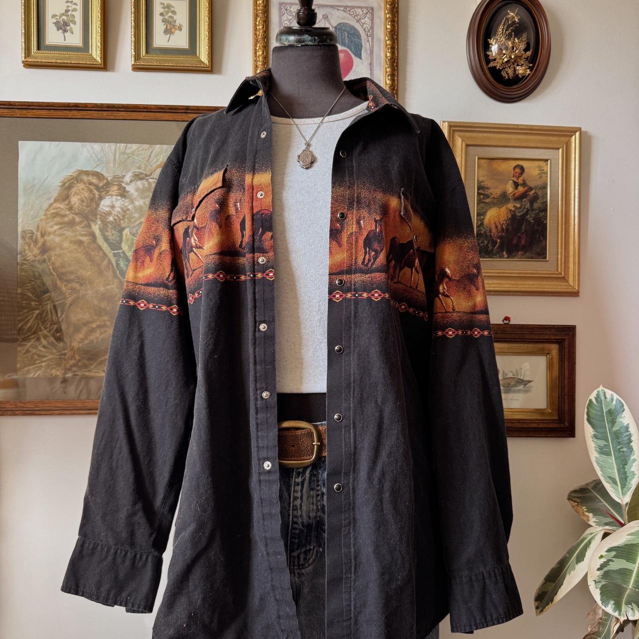 Wild horses snap button shirt (XL)